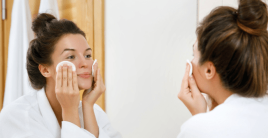 pregătirea feței pentru întinerirea fracțională a pielii